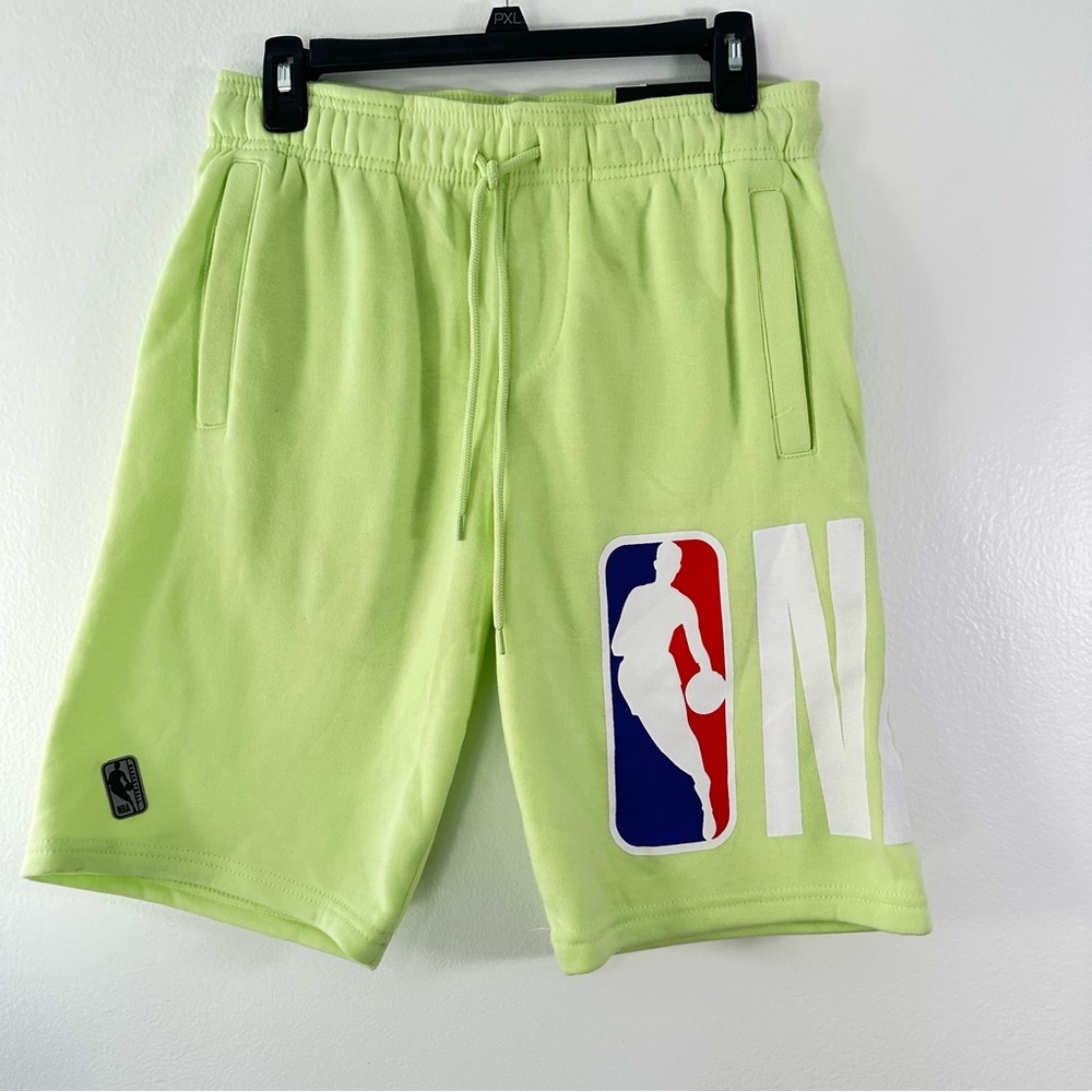 NWT NBA Neon Green Logo Fleece Shorts Men’s Small Drawstring Athletic Streetwear